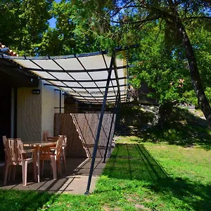 https://vvf-villages-murs.fr-provencehotel.com